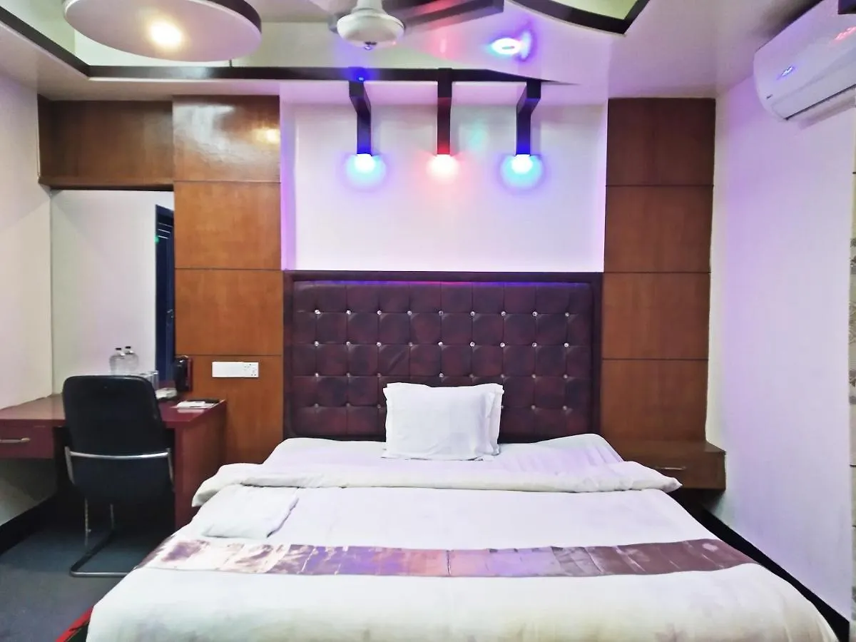 Hotel Blue Bird ダッカ